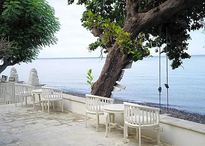 Dhauteya 3* Ambat